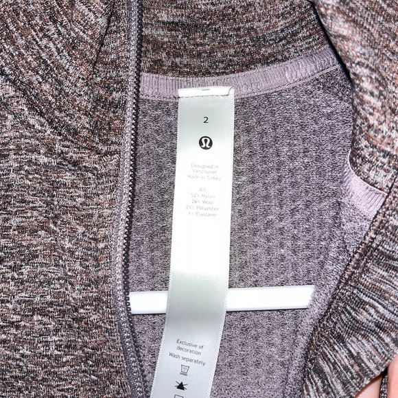 Lululemon womens Jacket Size 2 - Picture 1 of 5